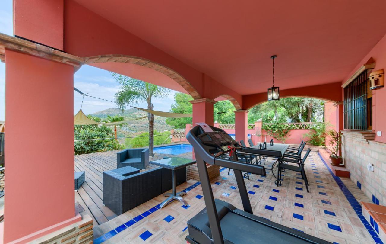 Holiday home Holidays2malaga Candado House Pool & Garden Malaga