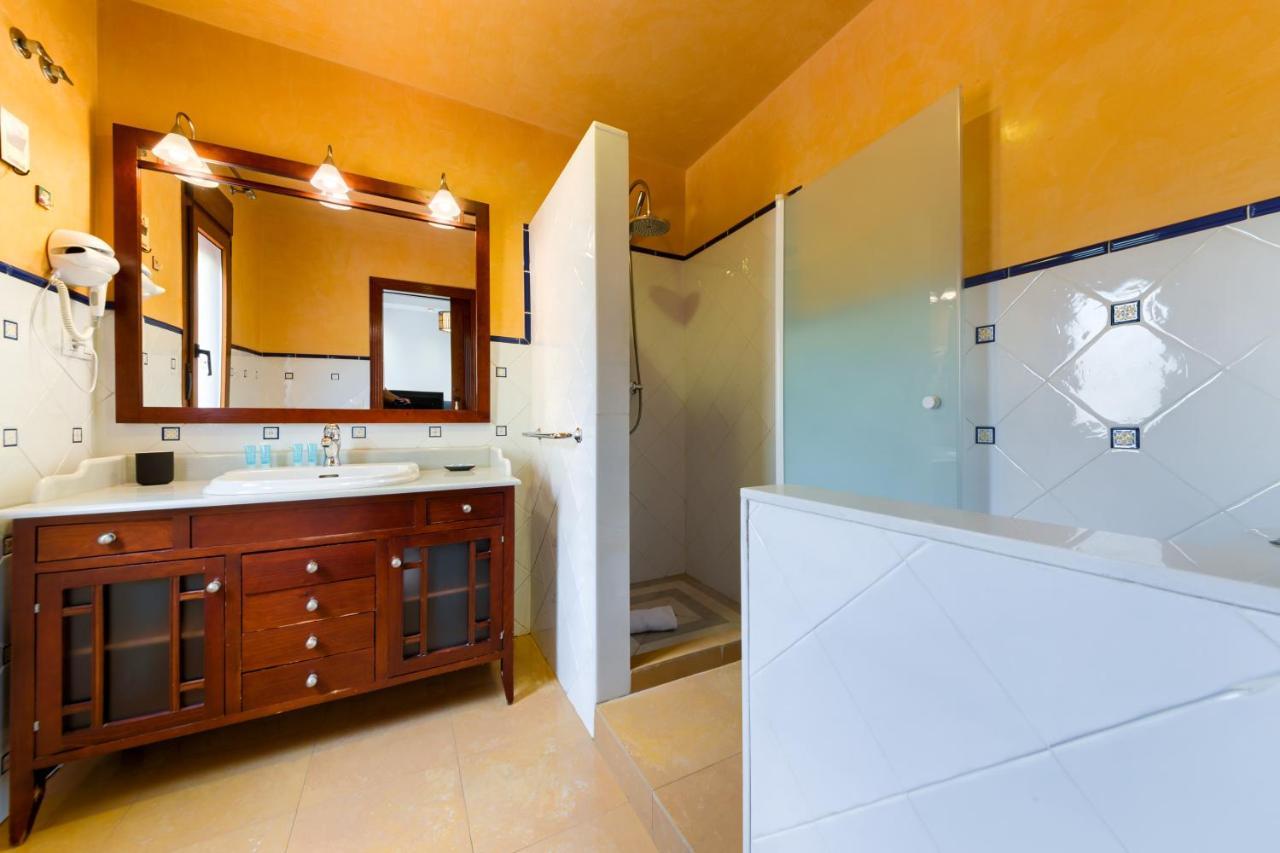 Holiday home Holidays2malaga Candado House Pool & Garden